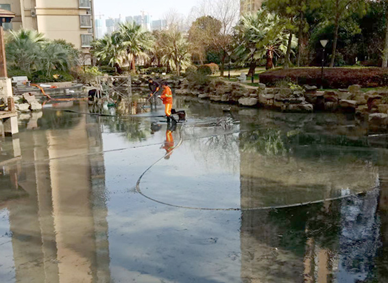 宜君景观池淤泥清理